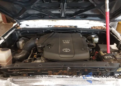 2010 Toyota Tacoma Base V6 из США, поврежденный, VIN 3TMLU4EN9AM045711